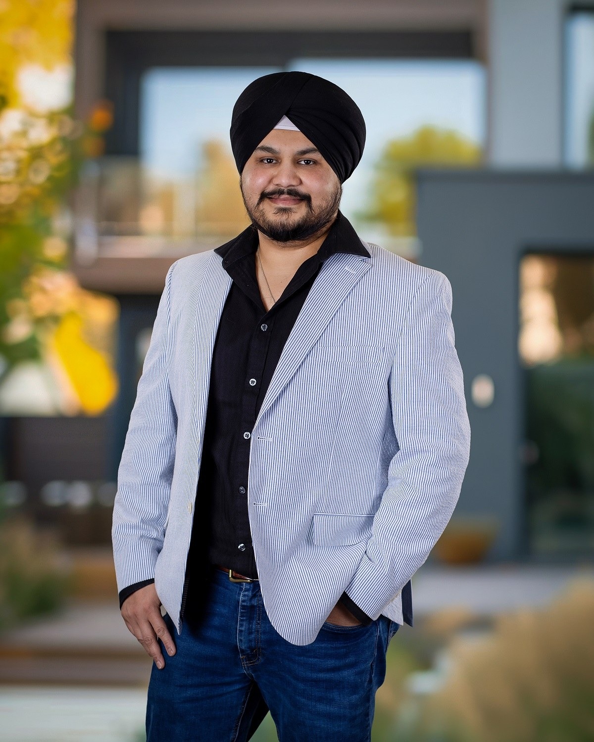 Tejish Kohli, REALTOR and Broker with CENTURY 21 Scheetz